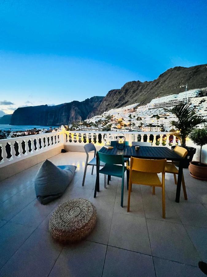 Appartement Luxury Penthouse With Breathtaking Views And Huge Private Terraces à Puerto de Santiago  Extérieur photo
