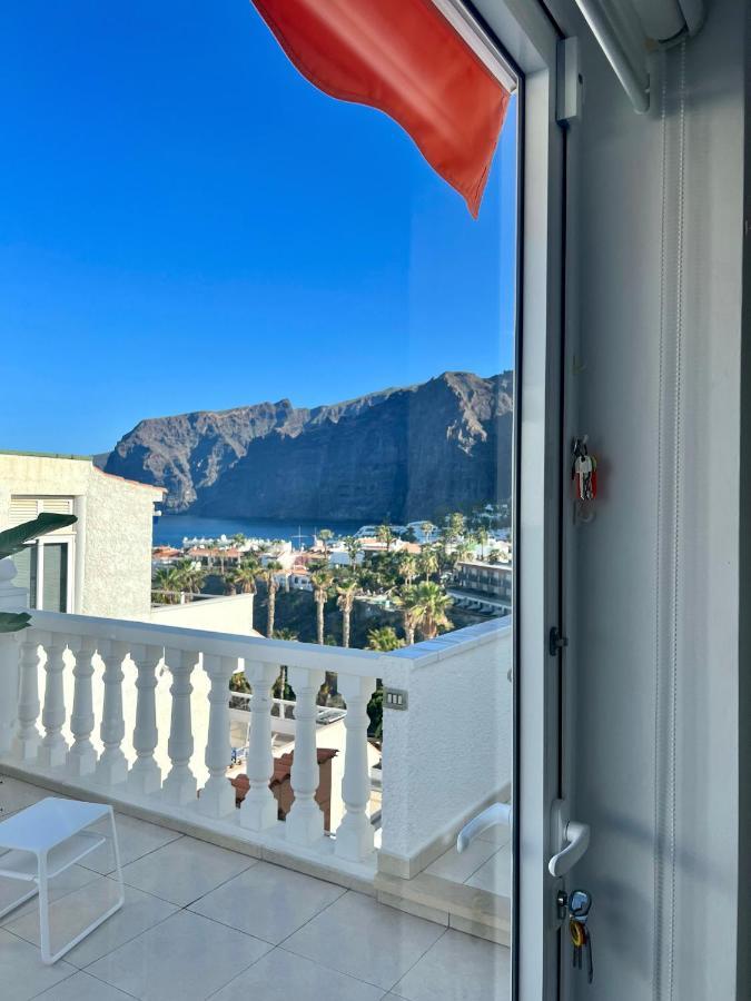 Appartement Luxury Penthouse With Breathtaking Views And Huge Private Terraces à Puerto de Santiago  Extérieur photo